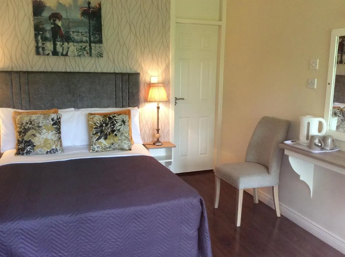 Bed & Breakfast The Gardens Guest Accommodation Cill Airne
